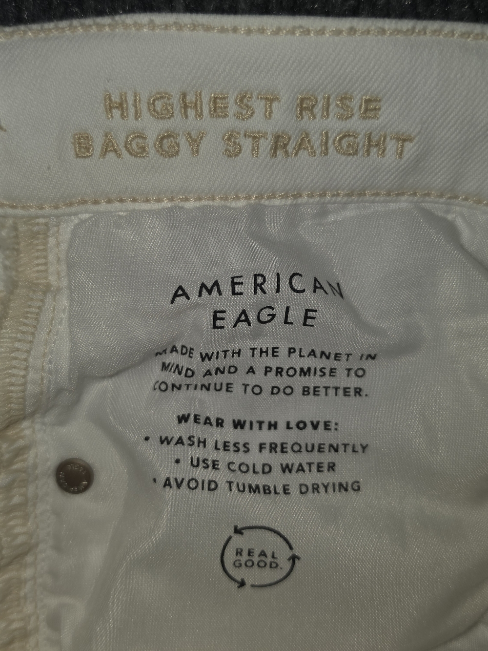 American Eagle White Denim Jeans with Copper Hardware - Picture 6 of 10